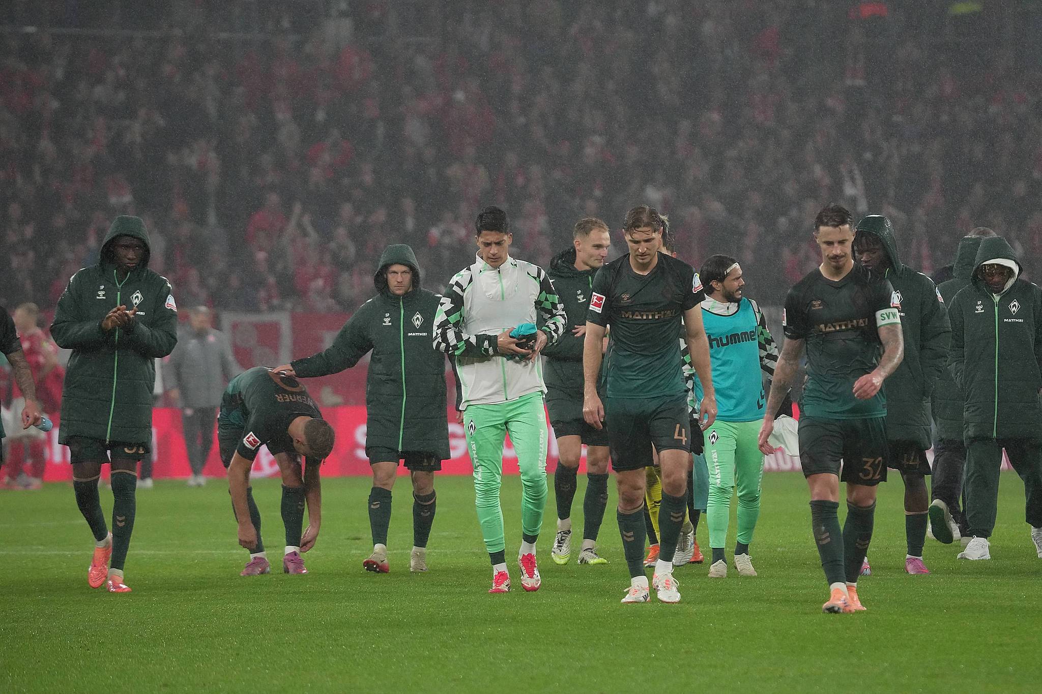 云达不莱梅对阵多特蒙德实时比分：今日德甲直播